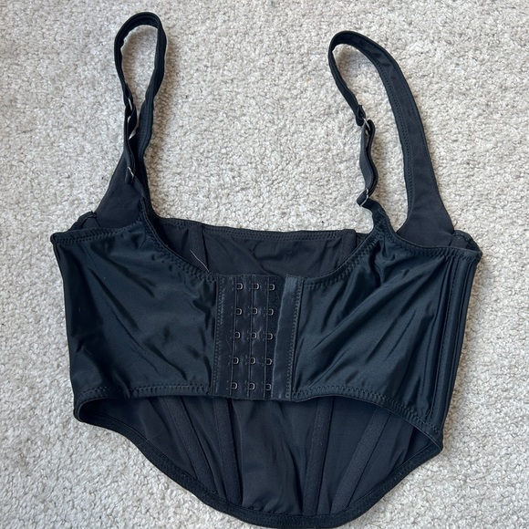 Urban Corset - Picture 1 of 2